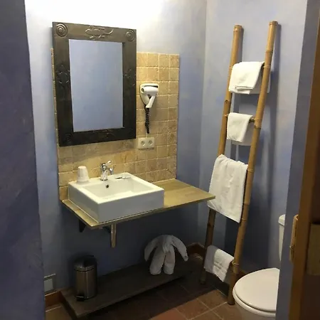 Varma Nesto Couette-café