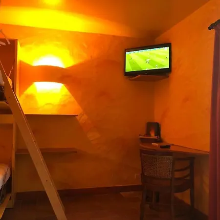 Varma Nesto La Panne