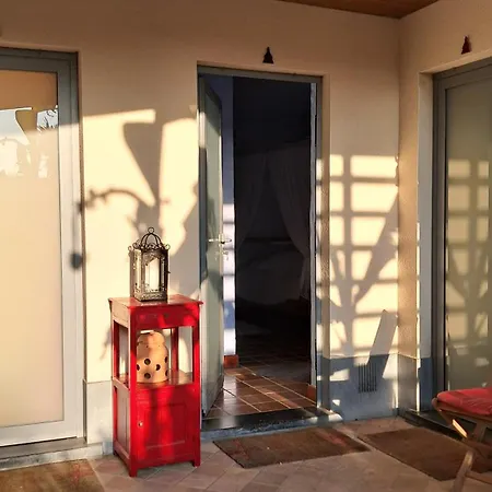 Varma Nesto Bed & Breakfast De Panne