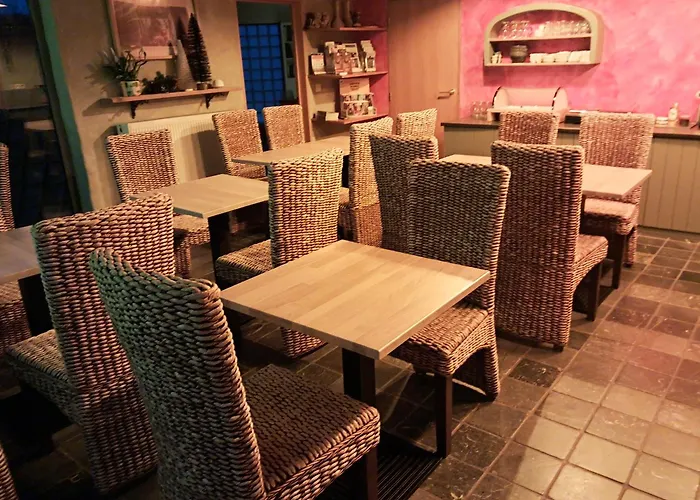 Varma Nesto Bed & Breakfast