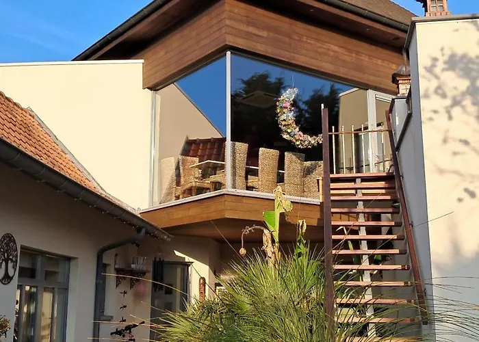 Varma Nesto De Panne